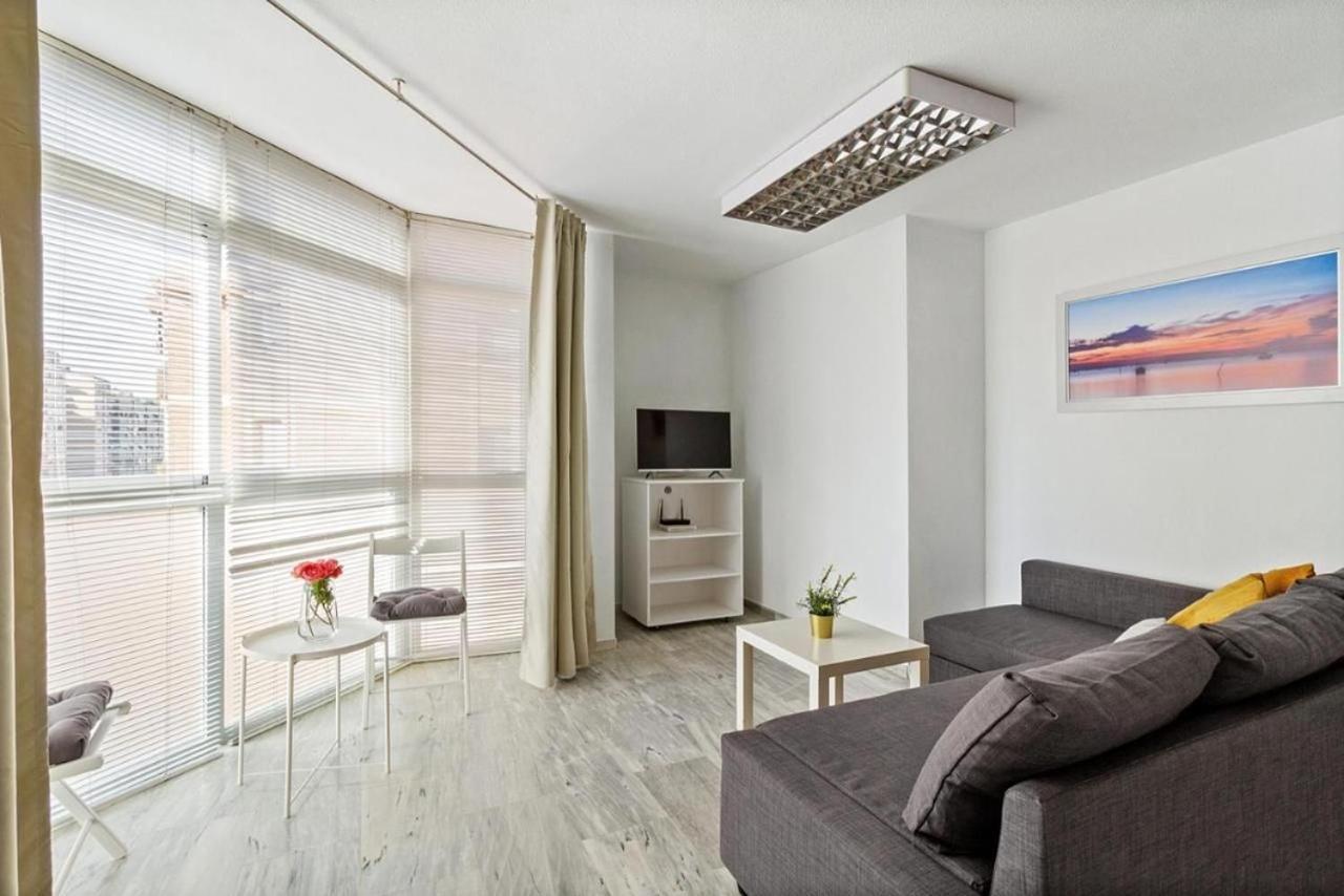 Apartamento Luminoso Cuarteles By Greensol Homes Malaga Exterior photo